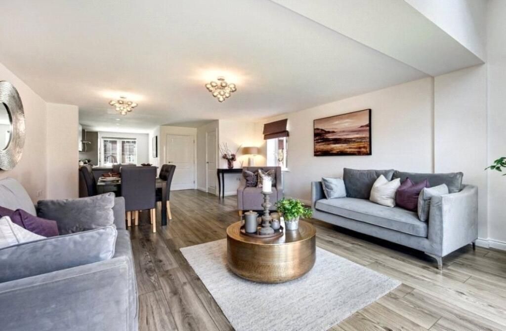 Property photo 3 of 7 Picture No. 11