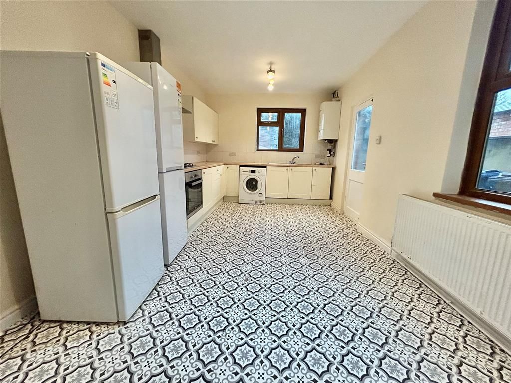 Property photo 3 of 20 Image