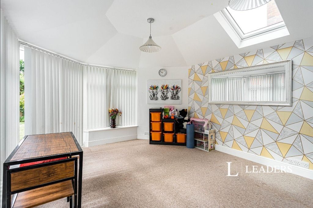 Property photo 2 of 13 Picture No. 08