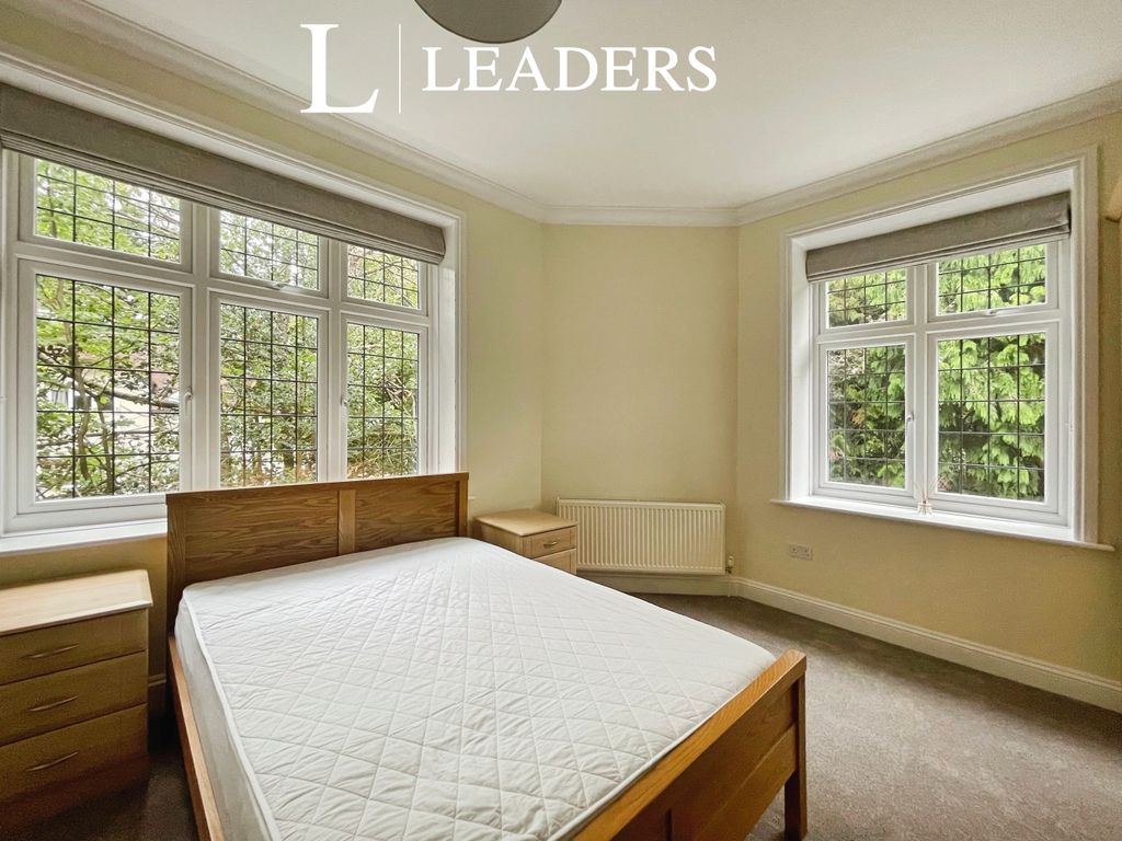 Property photo 3 of 17 7A75F25A--42Eb-Bb04-
