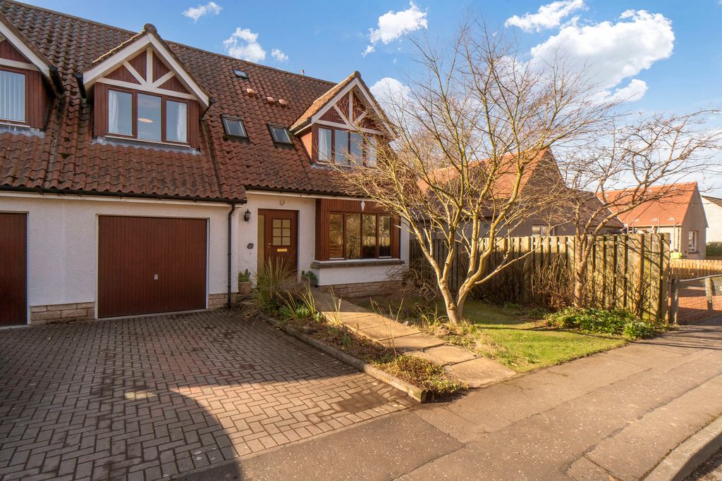 Property photo 1 of 19 Primary Property Image