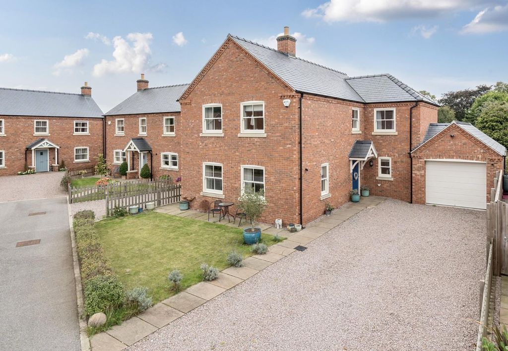 Property photo 1 of 17 Front.Jpg