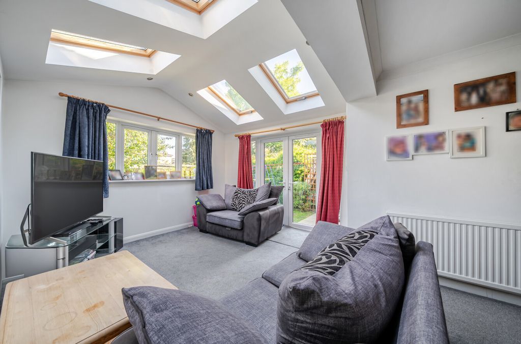 Property photo 2 of 20 1455447-6-6A02F01...