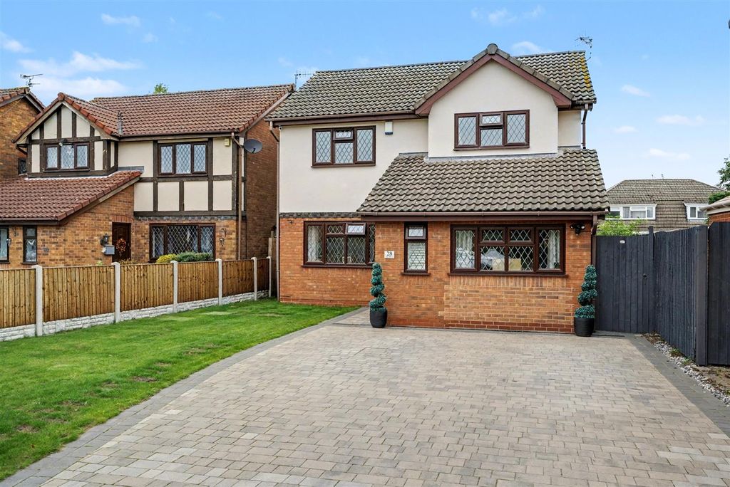 Property photo 1 of 27