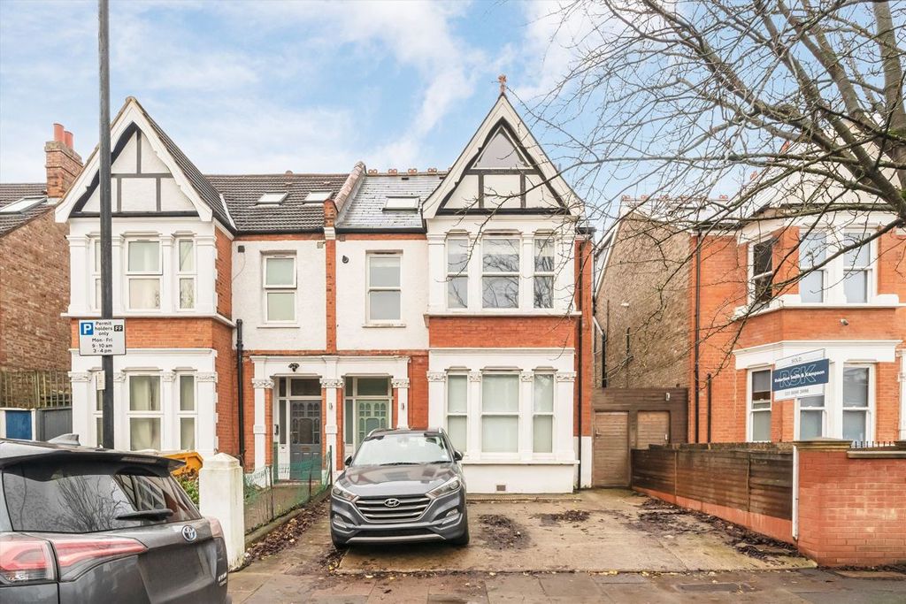 Property photo 1 of 6