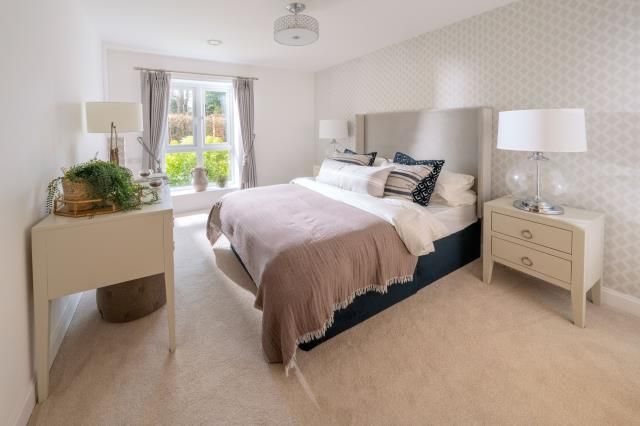 Property photo 1 of 15 Bedroom