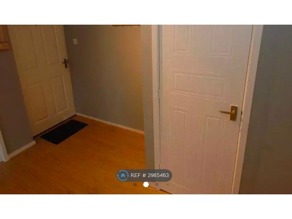 2 bed flat to rentWetherby Close, Chester CH1 photo 3