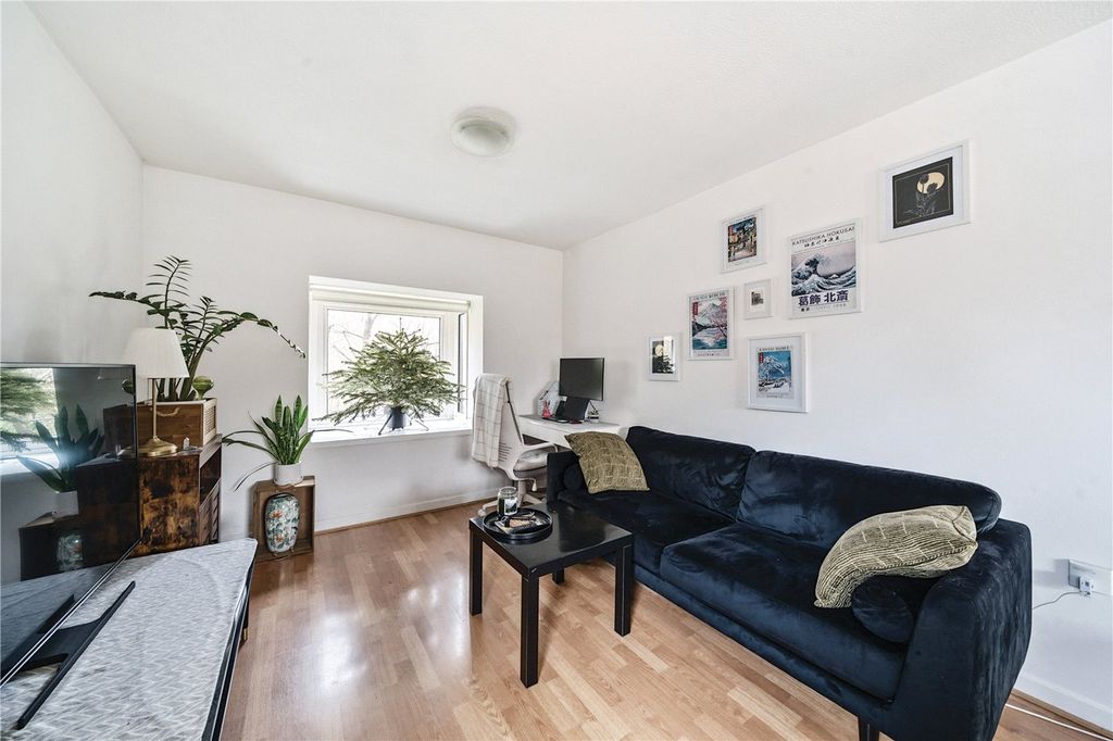 Property photo 2 of 12 Picture No. 03