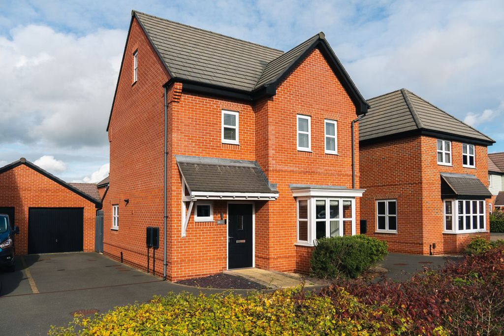 Property photo 1 of 27 Front