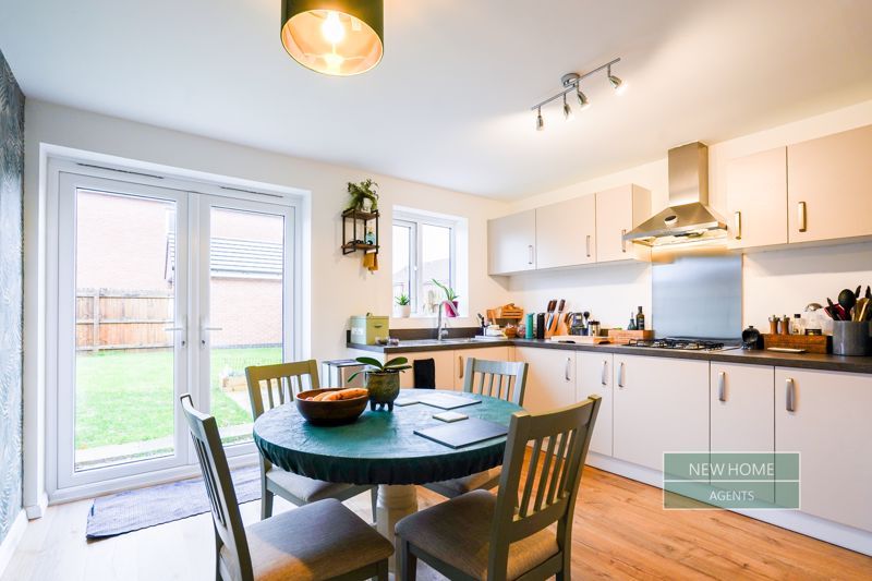 Property photo 3 of 26 Photo 22