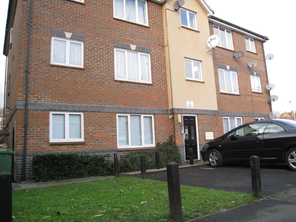 Property photo 3 of 4