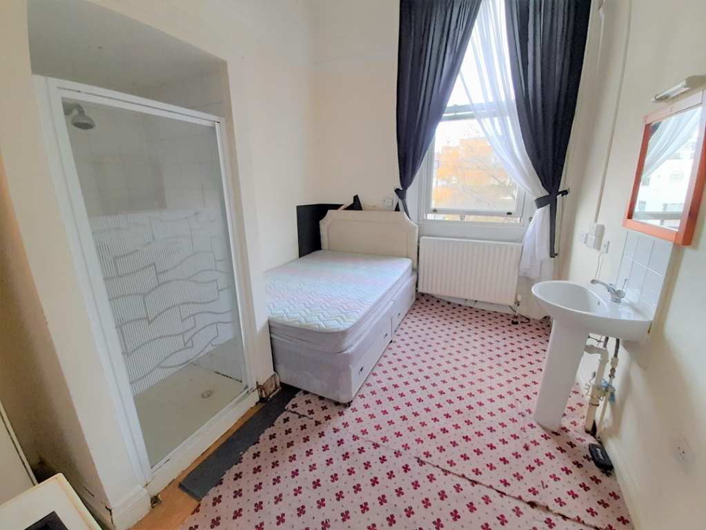 Property photo 3 of 5 Photo 2