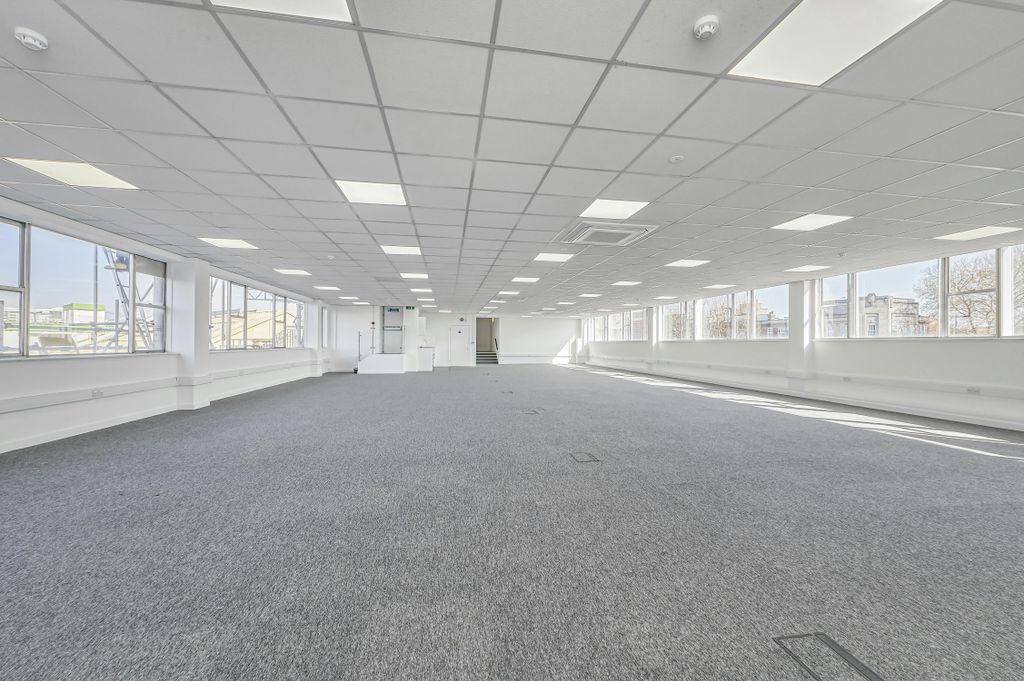 Property photo 2 of 6 Athena___Apollo__2.Jpg