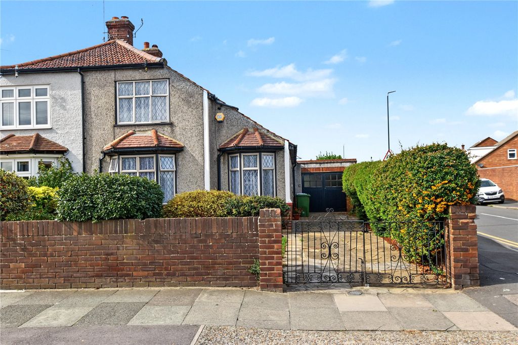 Property photo 1 of 16 Picture No. 04