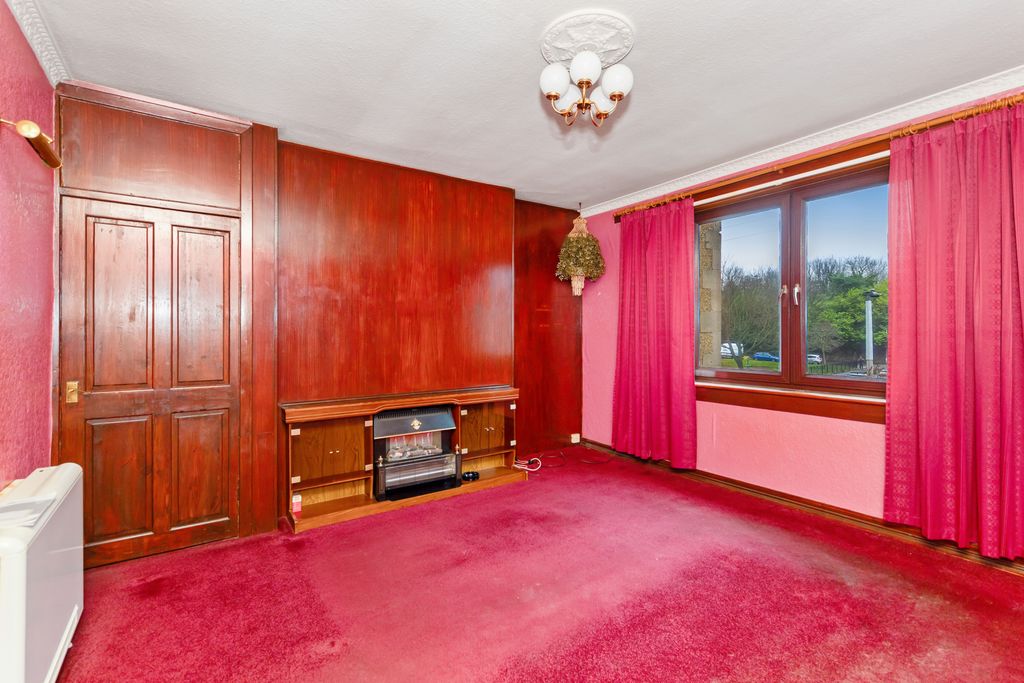 Property photo 2 of 16 Property Image 3