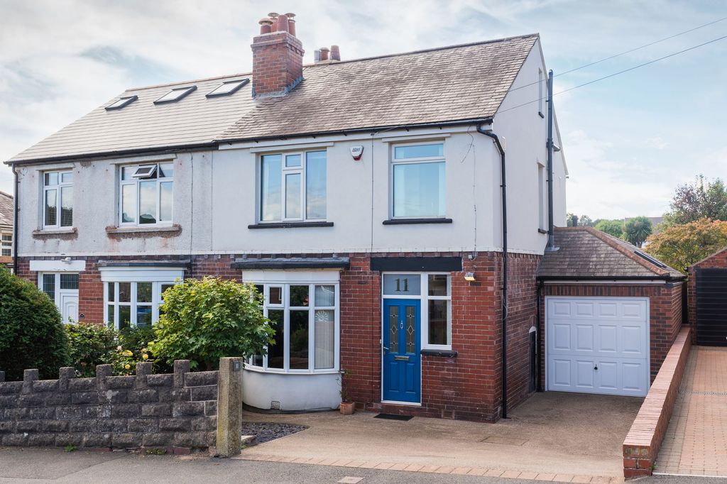 Property photo 1 of 41