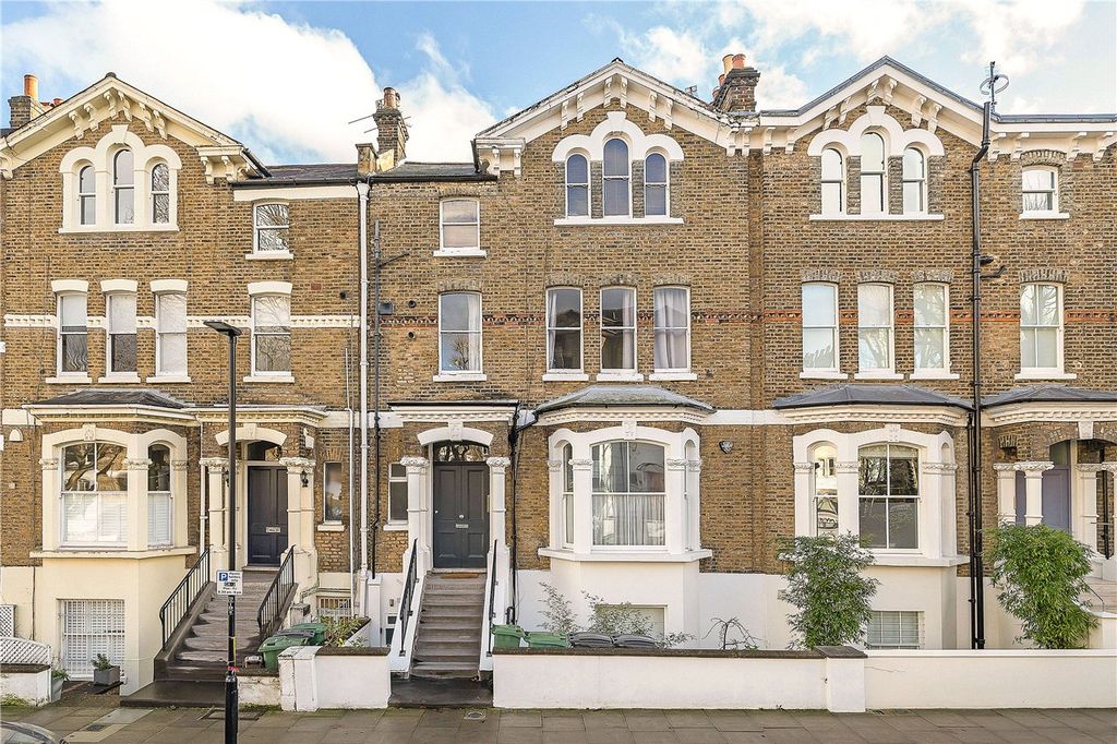 Property photo 1 of 10 Exterior