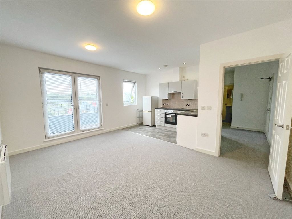 Property photo 3 of 10 Picture No. 08
