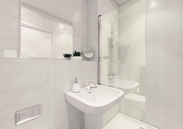 Property photo 2 of 9 Bathroom