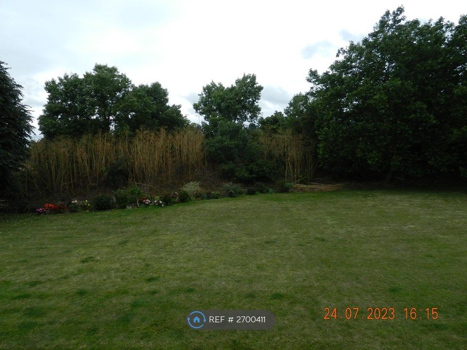 Property photo 2 of 30