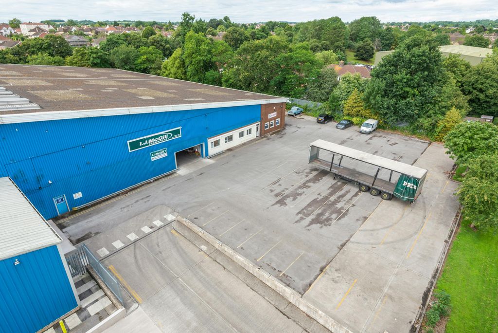 Property photo 3 of 7 Unity Rd Keynsham-13.Jpg