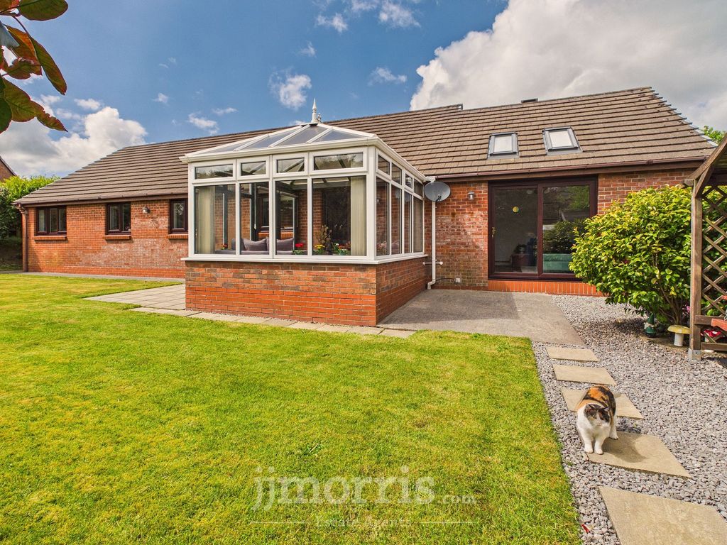 Property photo 1 of 45