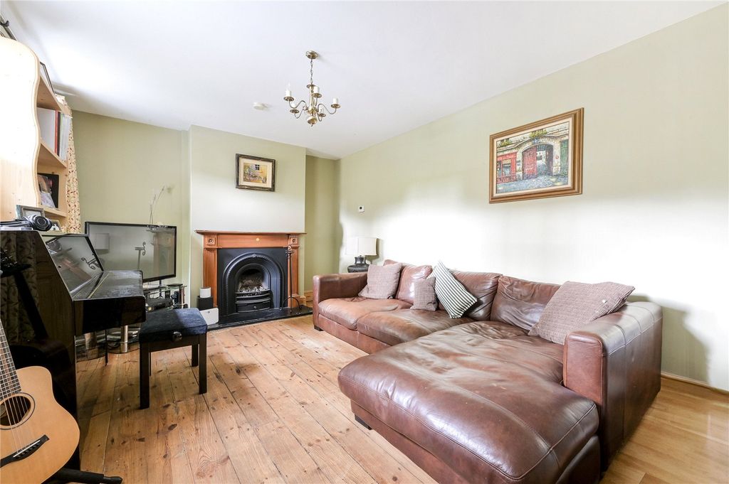 Property photo 2 of 12 Picture No. 02