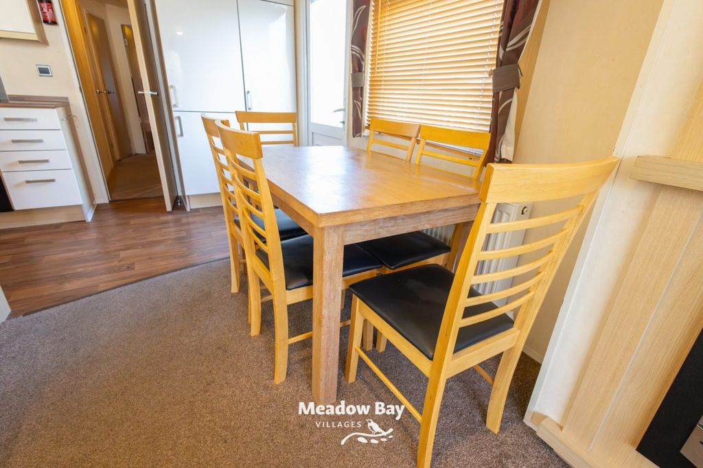 Property photo 3 of 14 2013 Swift Moselle 32.Jpg