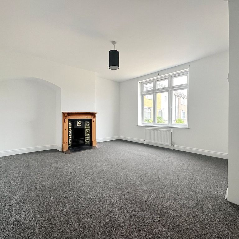 Property photo 2 of 10 Picture No. 21
