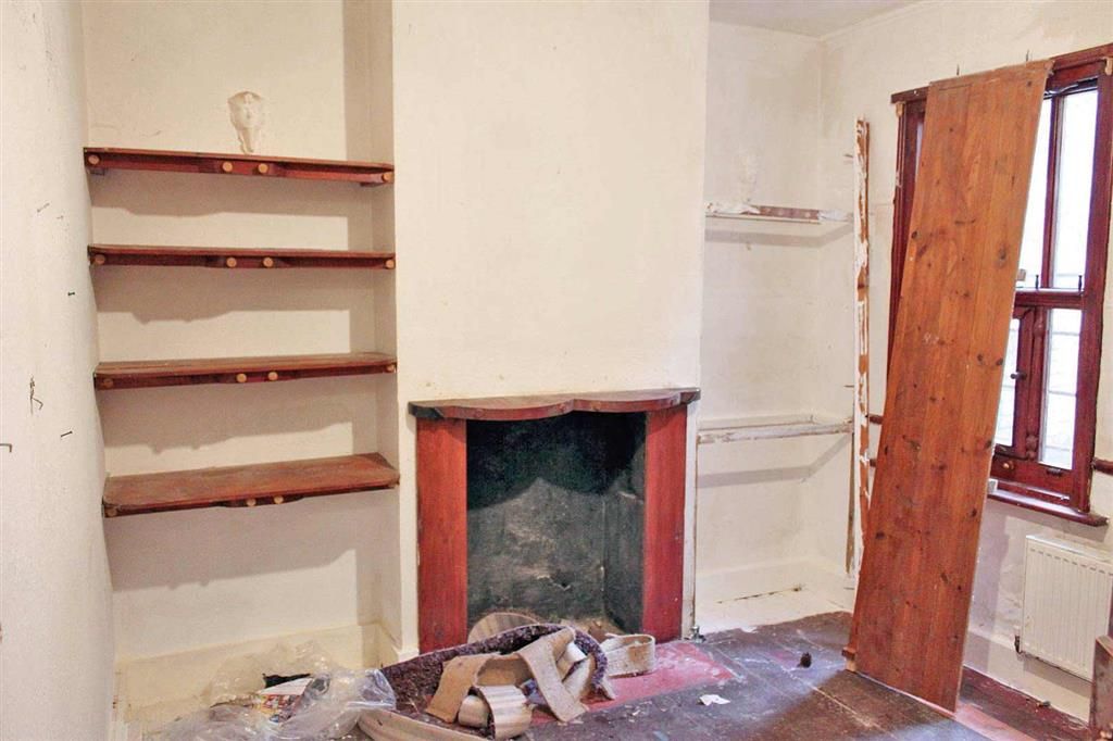 Property photo 3 of 6