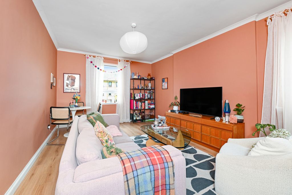 Property photo 3 of 14 Property Image 3