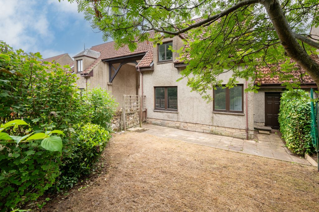 Property photo 1 of 36