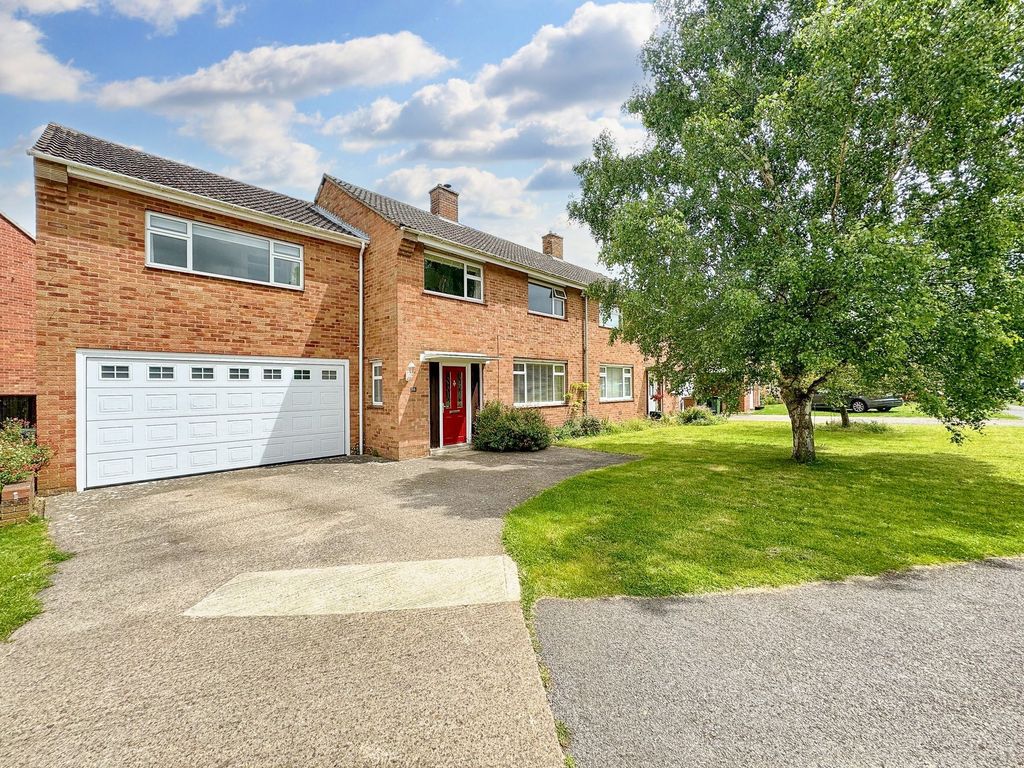 Property photo 1 of 15