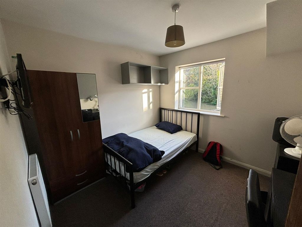 Property photo 3 of 13 Img-20241202-Wa0023.Jpg