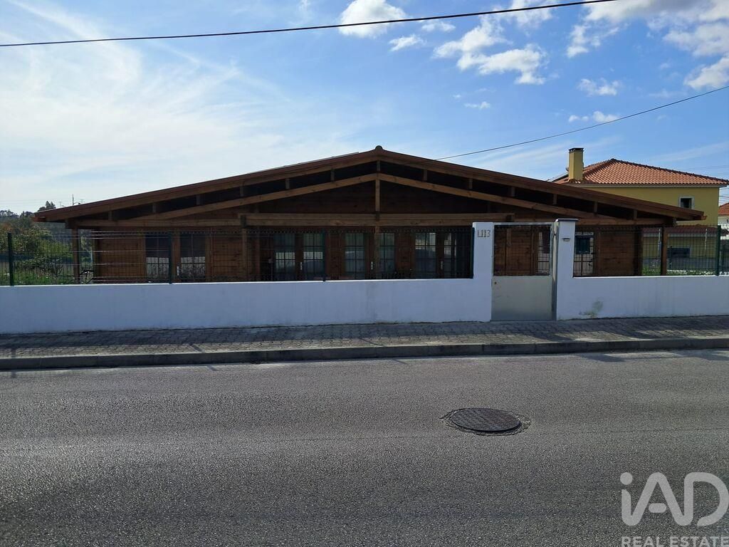 Property photo 3 of 27
