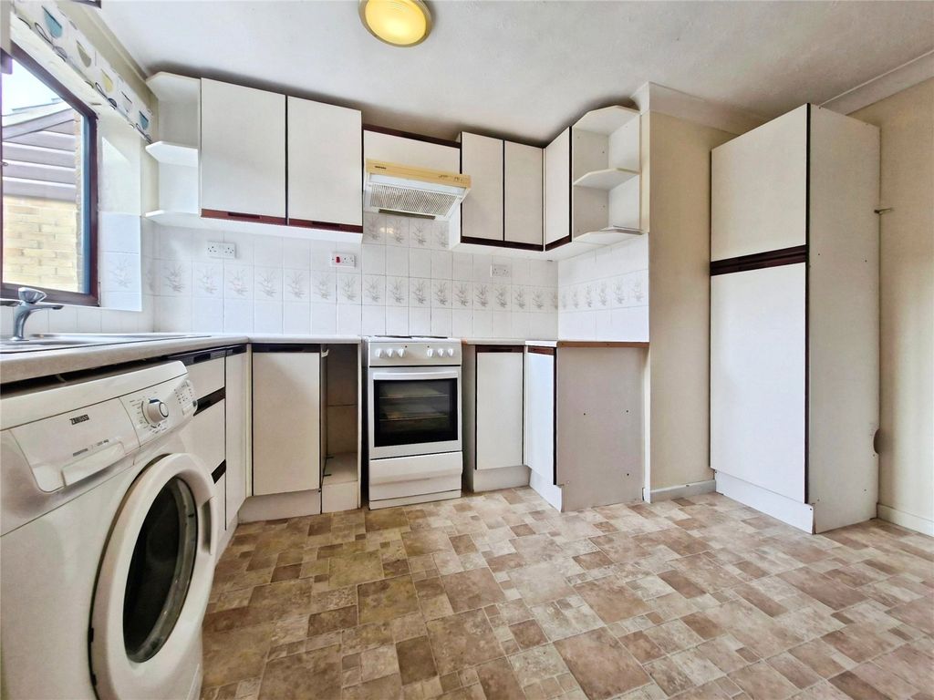 Property photo 2 of 10 Picture No. 08