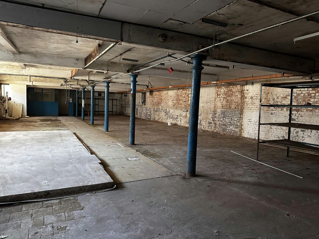 Property photo 3 of 14 P6.Jpg