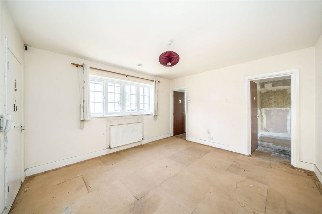 Property photo 3 of 8 Picture No. 05