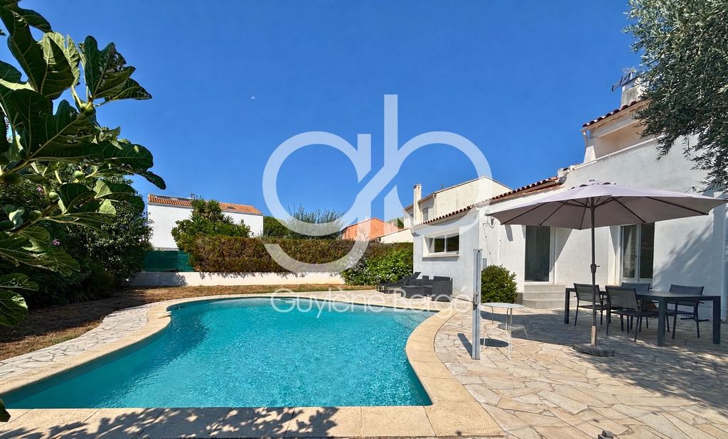 Property photo 1 of 20 Family Villa With 6 Bedrooms And Swimming Pool In Pérols Sought-After Residential Area On The Outskirts Of Montpellier
