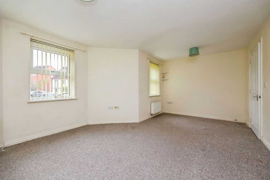 Additional image 7 of 2 bed flat for salePalmerston Road, Ilkeston DE7