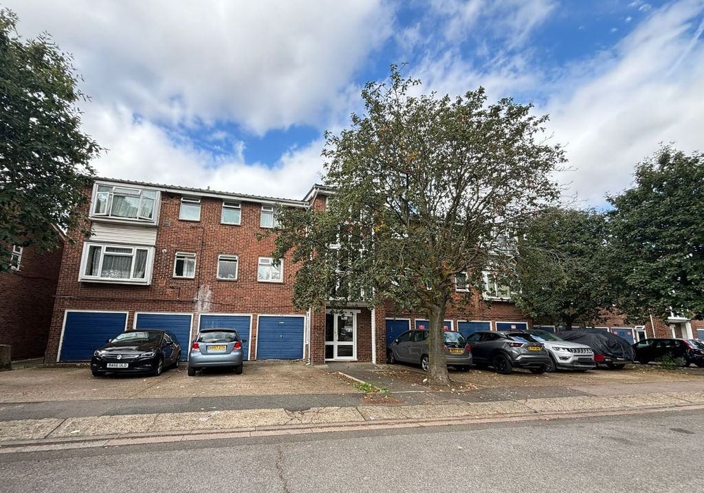 Property photo 1 of 1