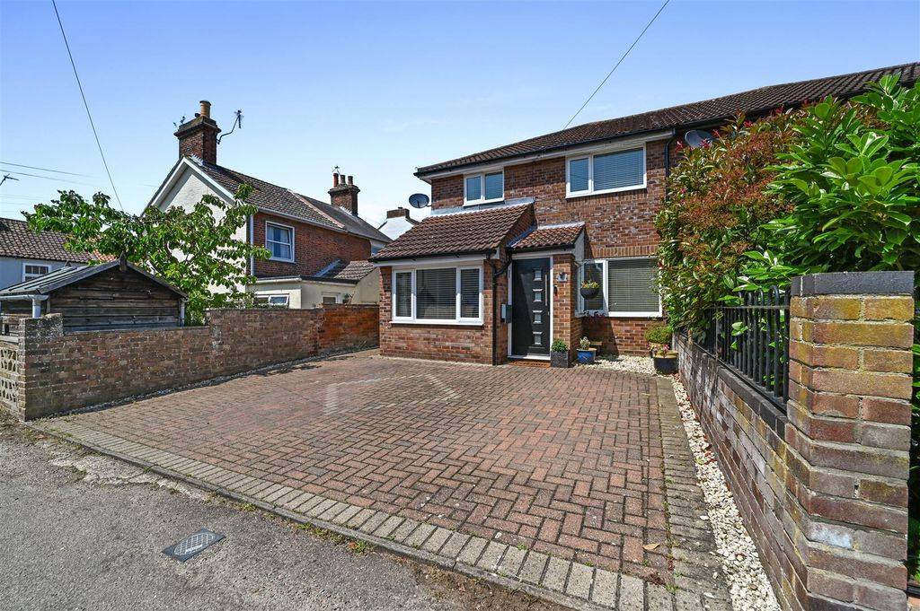 Property photo 1 of 15 Front