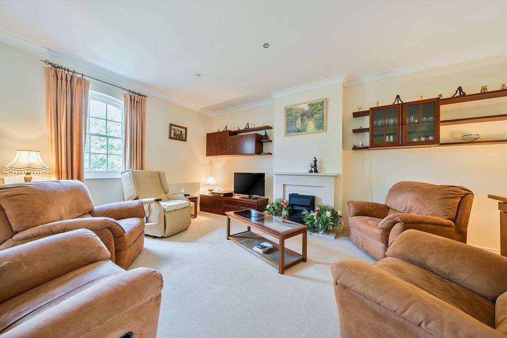 Property photo 3 of 30 Reception Room