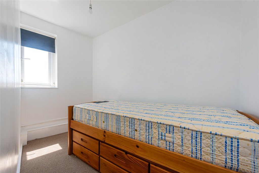 Property photo 3 of 7 Picture No. 04