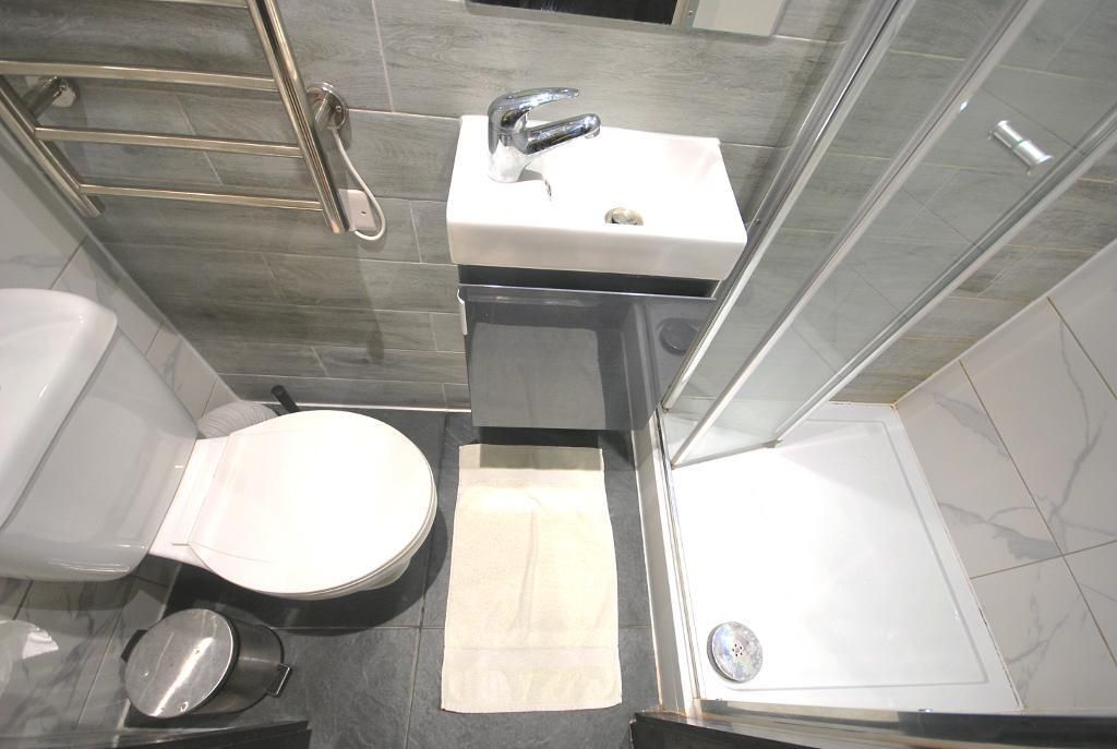 Property photo 3 of 41