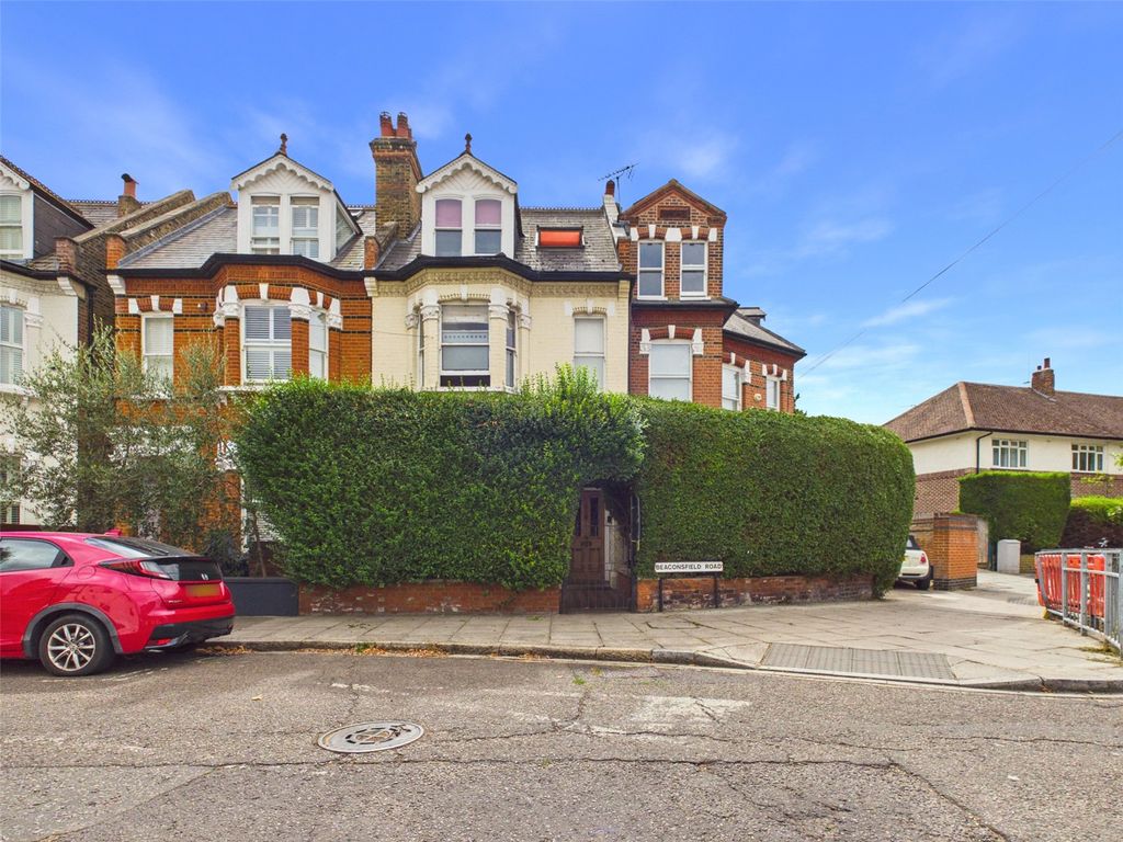 Property photo 1 of 14 Picture No. 01