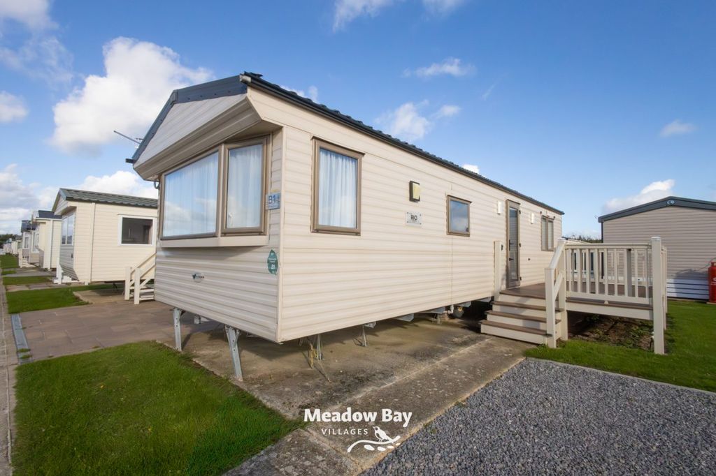 Property photo 1 of 9 B1 2012 Willerbby Rio 35x12 2B 7.Jpg