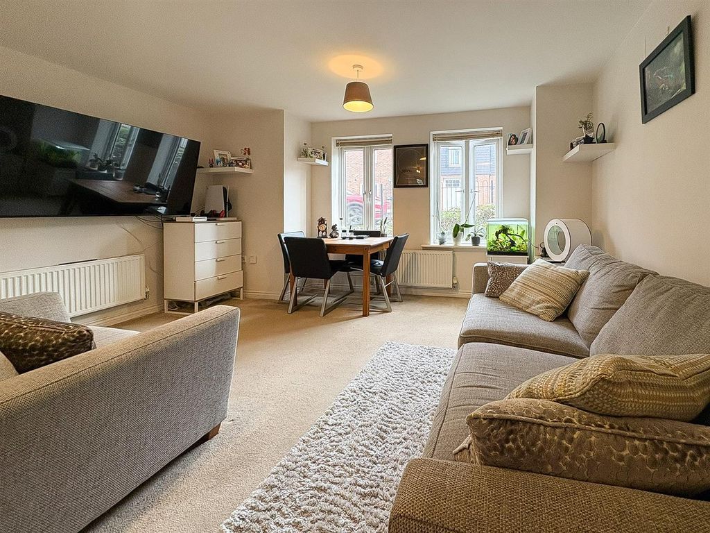 Property photo 2 of 11 Living Room.Jpg