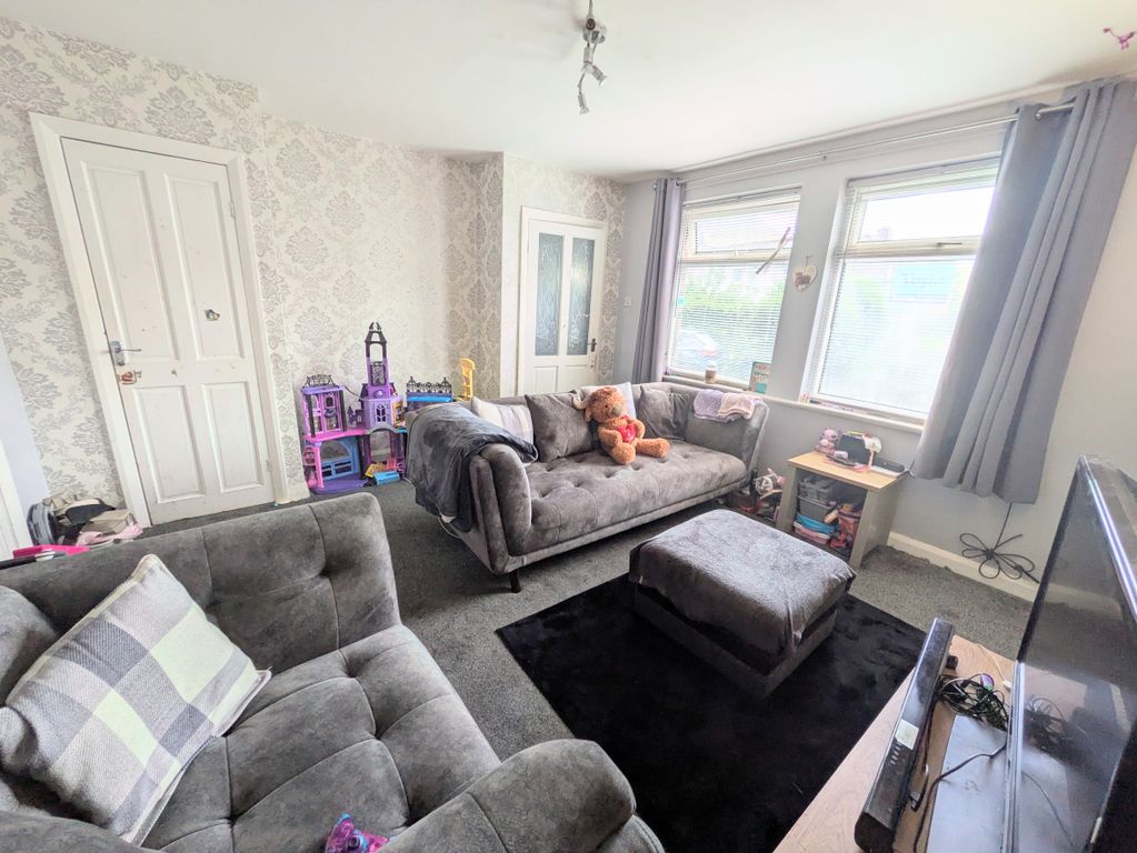 Property photo 2 of 17 1000043347