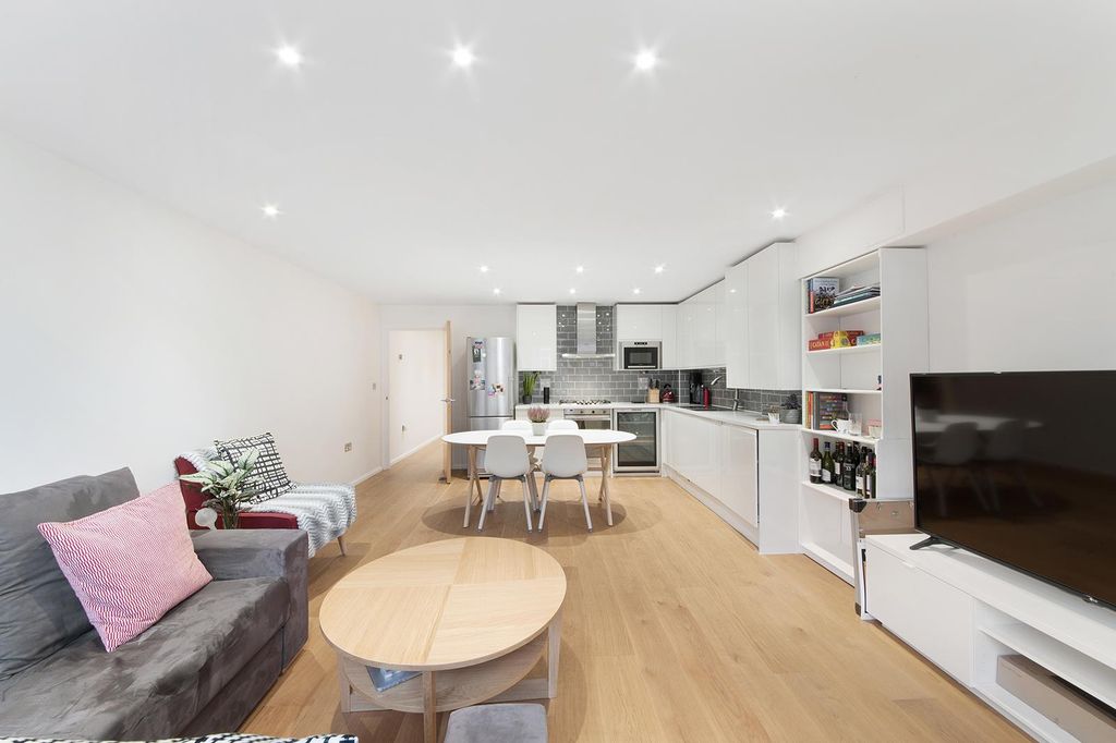 Property photo 2 of 11 Boundry Street, 41, Flat 4-17.Jpg